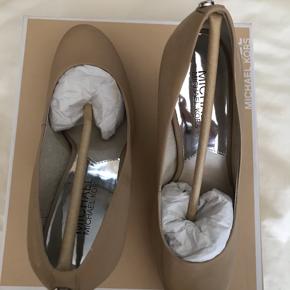 Michael Cors Platform with heels women shoes.